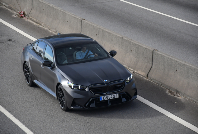 BMW M5 G90