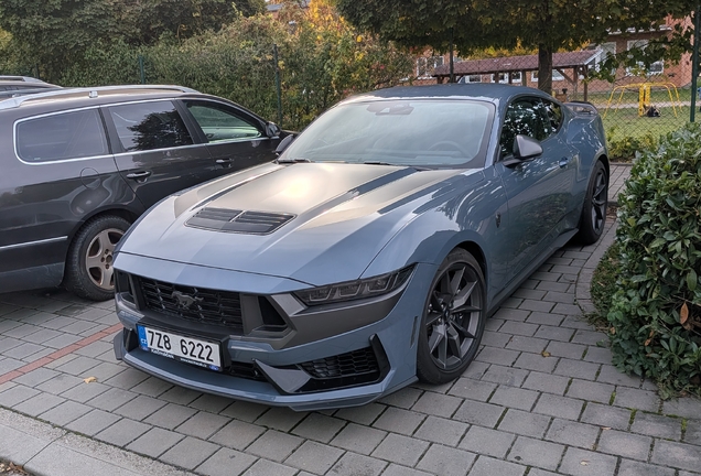 Ford Mustang Dark Horse 2024