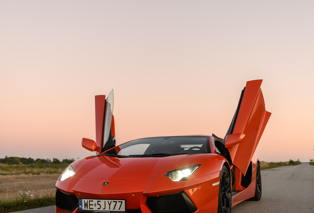 Lamborghini Aventador LP700-4