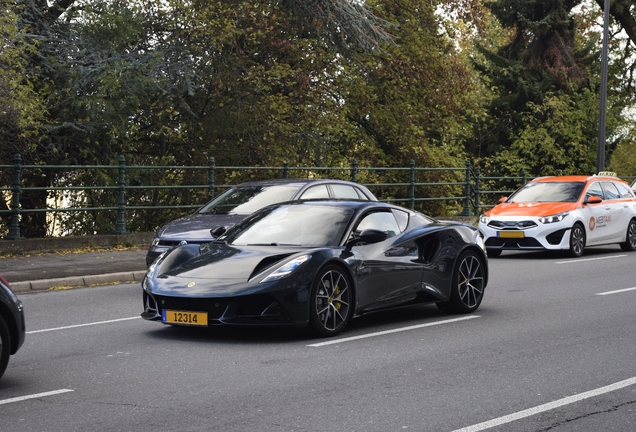 Lotus Emira