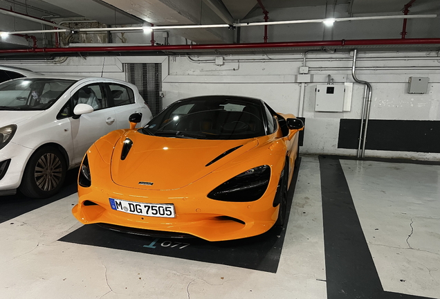 McLaren 750S Spider