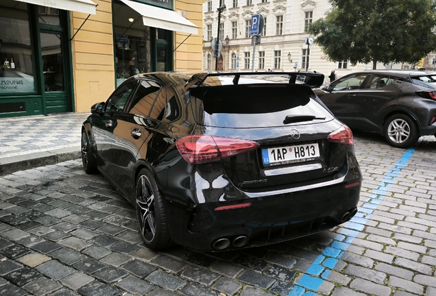 Mercedes-AMG A 45 S W177 2023