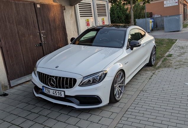 Mercedes-AMG C 63 S Coupé C205