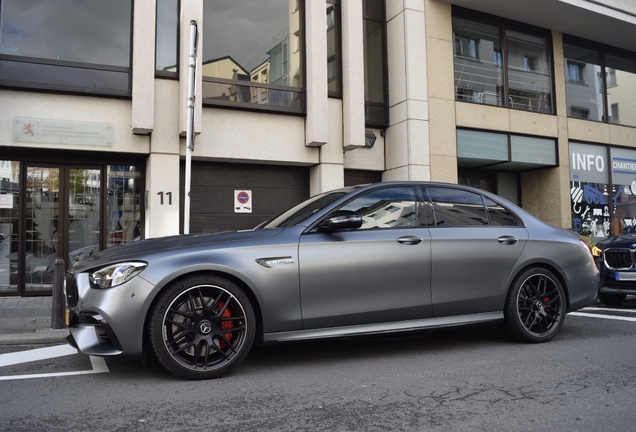 Mercedes-AMG E 63 S W213 2021