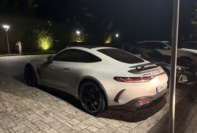 Mercedes-AMG GT 63 C192
