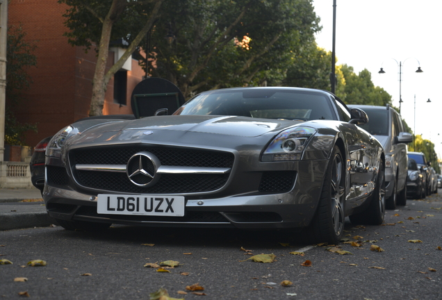 Mercedes-Benz SLS AMG Roadster