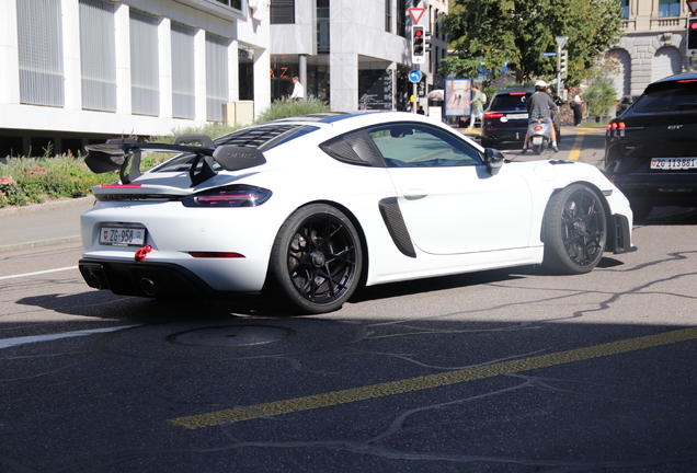 Porsche 718 Cayman GT4 RS Weissach Package