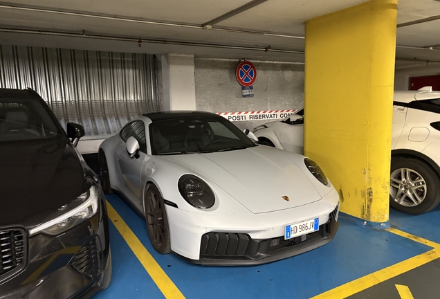 Porsche 992 Carrera 4 GTS MkII