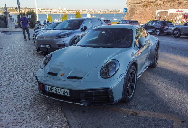 Porsche 992 Dakar