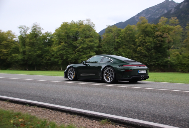 Porsche 992 GT3 Touring MkII