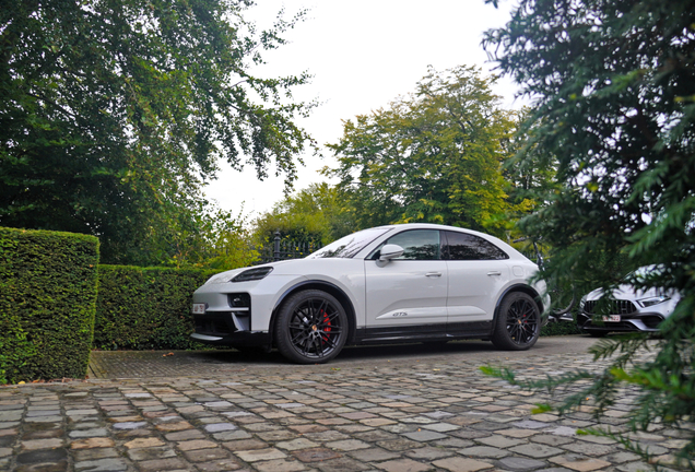 Porsche Macan EV GTS