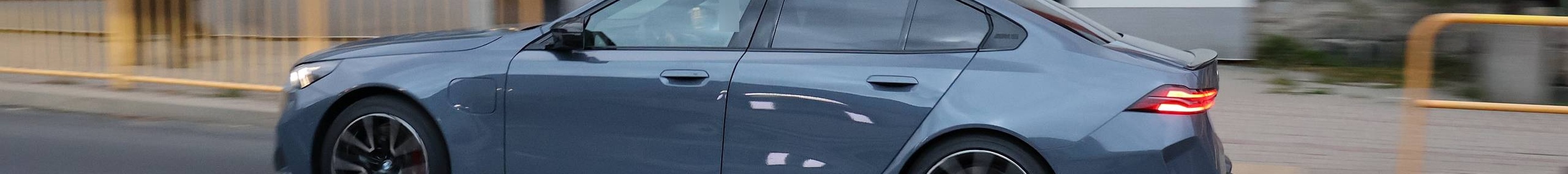 BMW M5 G90