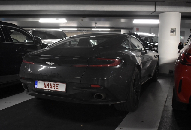 Aston Martin DB11 V8