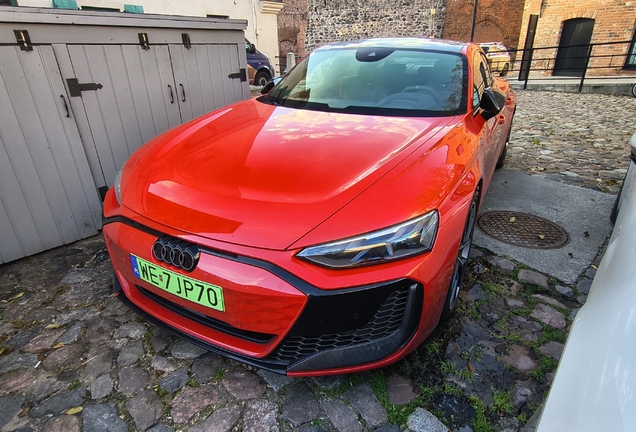 Audi RS E-Tron GT 2025