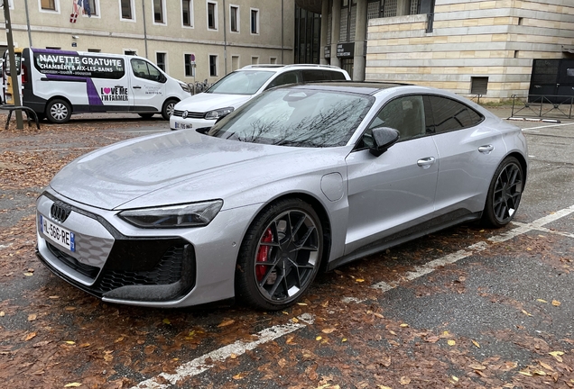 Audi RS E-Tron GT 2025