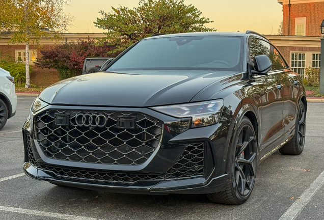Audi RS Q8 2024