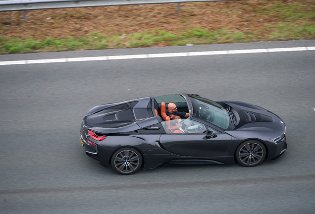 BMW i8 Roadster
