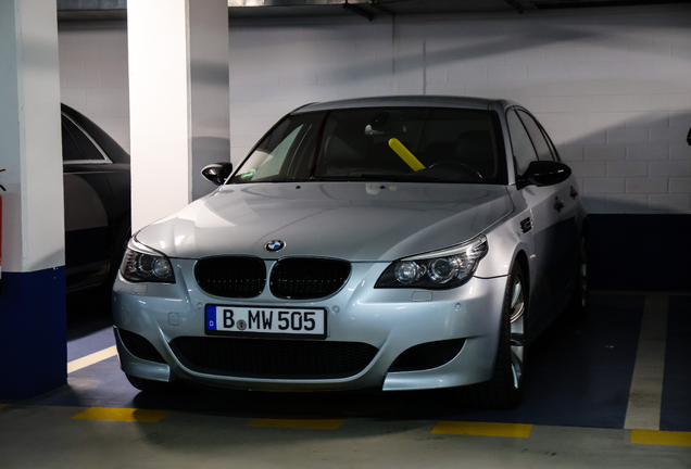 BMW M5 E60 2007