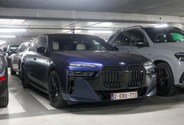 BMW M760e xDrive