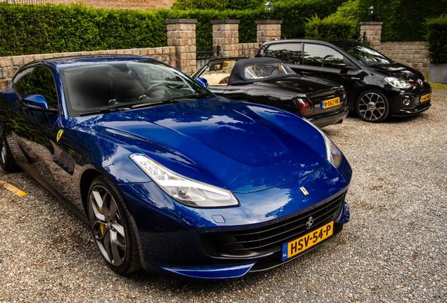 Ferrari GTC4Lusso T