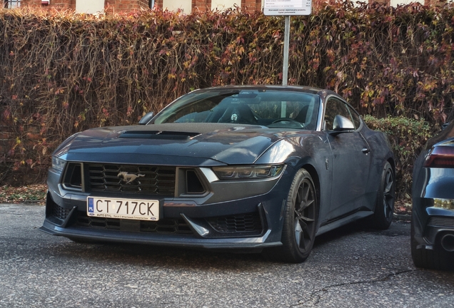 Ford Mustang Dark Horse 2024