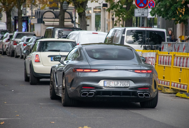 Mercedes-AMG GT 63 C192