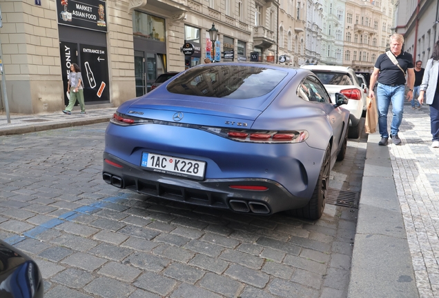Mercedes-AMG GT 63 C192