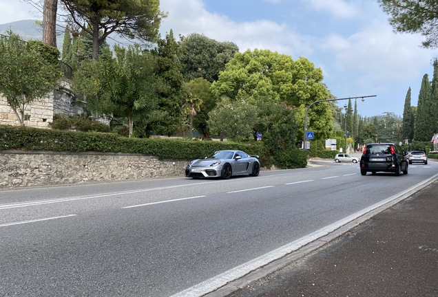 Porsche 718 Cayman GT4