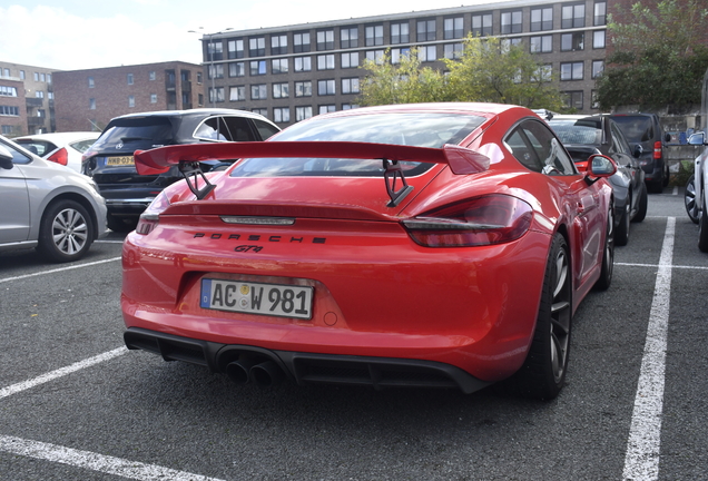 Porsche 981 Cayman GT4