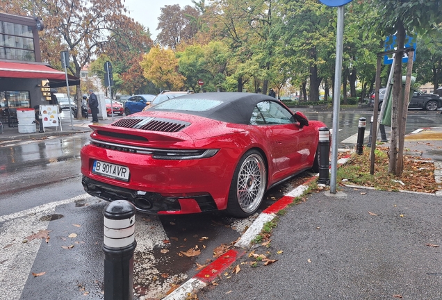 Porsche 992 Carrera 4S Cabriolet MkI