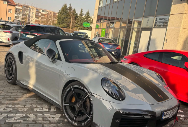 Porsche 992 Turbo S Cabriolet MkI Brabus 820