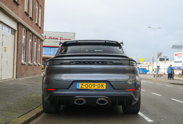 Porsche Cayenne Coupé Turbo E-Hybrid