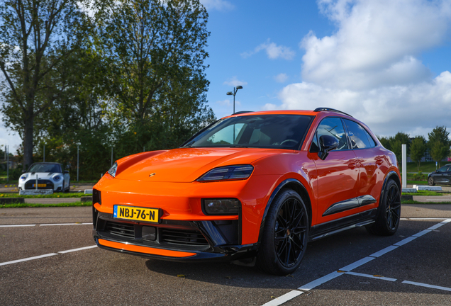 Porsche Macan EV GTS