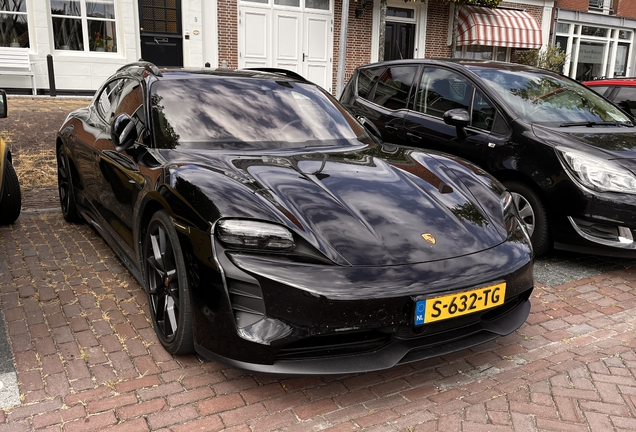 Porsche Taycan GTS Sport Turismo MkI