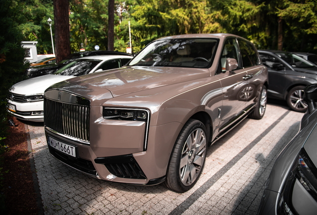 Rolls-Royce Cullinan Series II