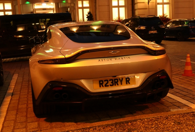 Aston Martin V8 Vantage 2018