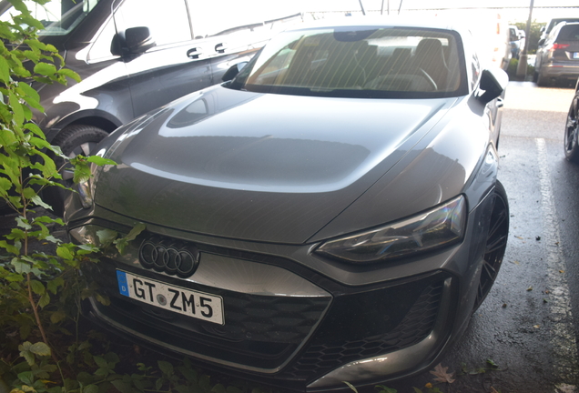Audi RS E-Tron GT 2025