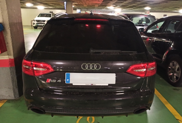 Audi RS4 Avant B7