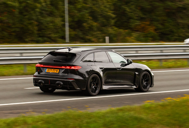 Audi RS5 Avant B10