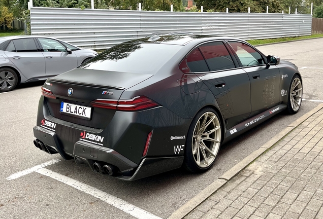 BMW M5 G90