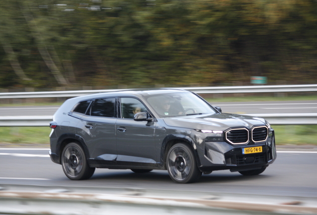 BMW XM G09