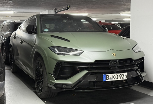 Lamborghini Urus S