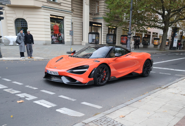 McLaren 765LT