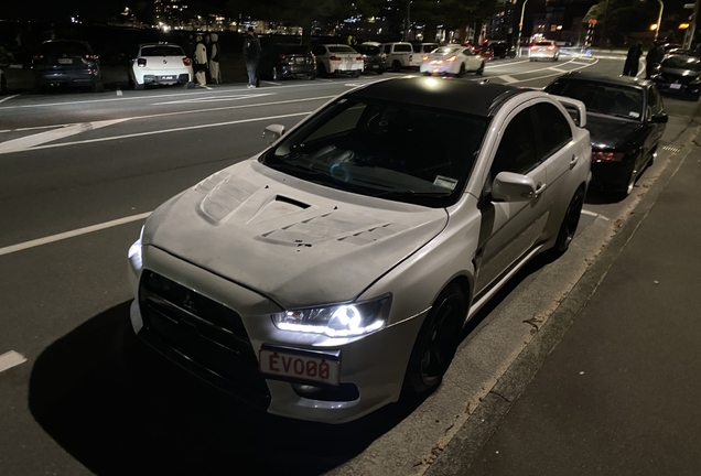 Mitsubishi Lancer Evolution X