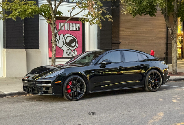Porsche 972 Panamera Turbo E-Hybrid