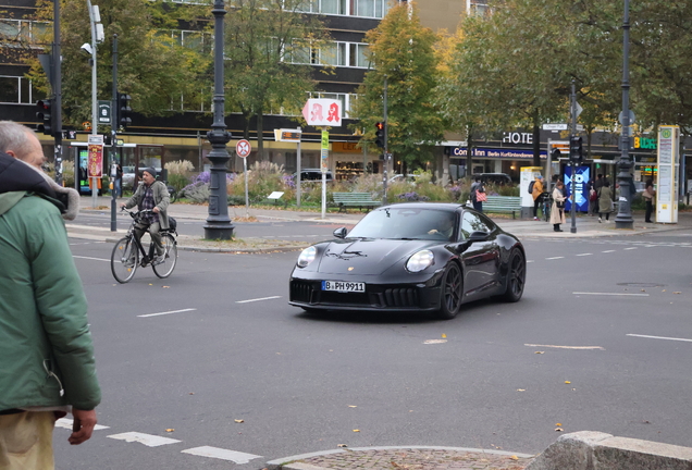Porsche 992 Carrera 4 GTS MkII