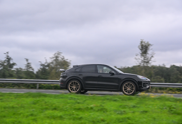 Porsche Cayenne Coupé Turbo E-Hybrid