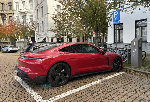 Porsche Taycan Turbo S MkI