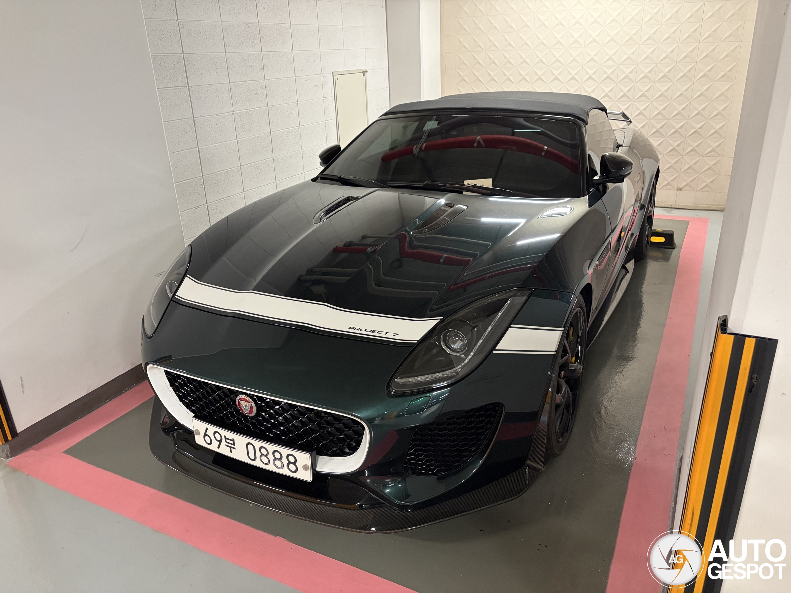 Jaguar F-TYPE Project 7