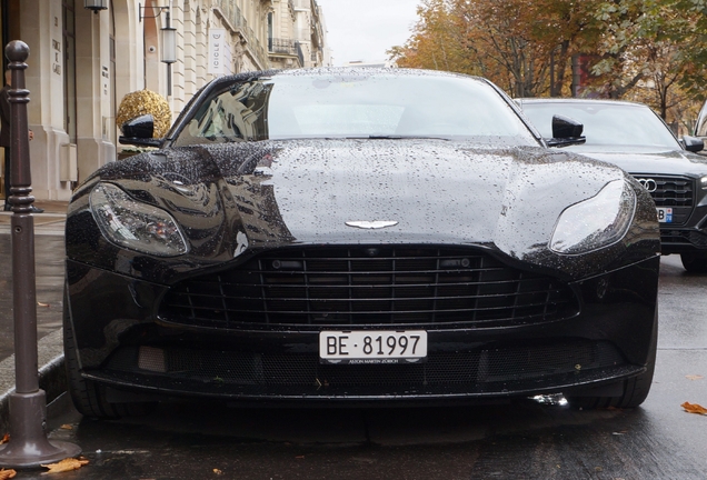 Aston Martin DB11 V8